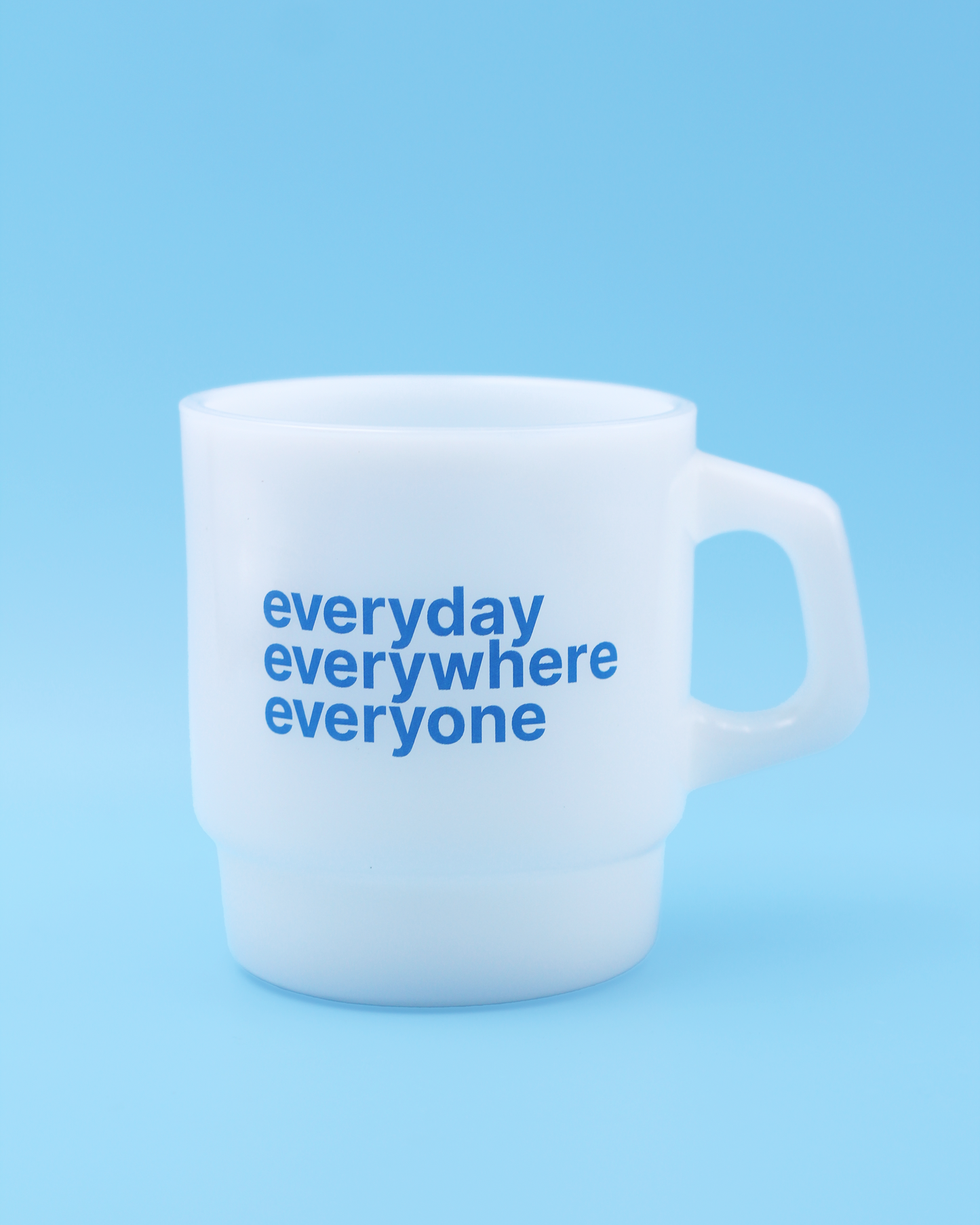 MILKY WHITE GLASS MUG Milky white glass milky white のガラス